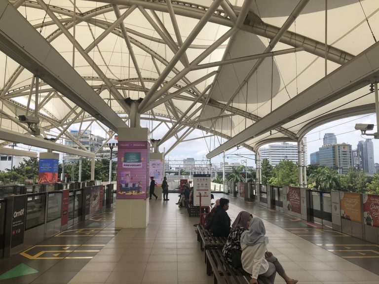 ジャカルタMRTは交通渋滞緩和できるか