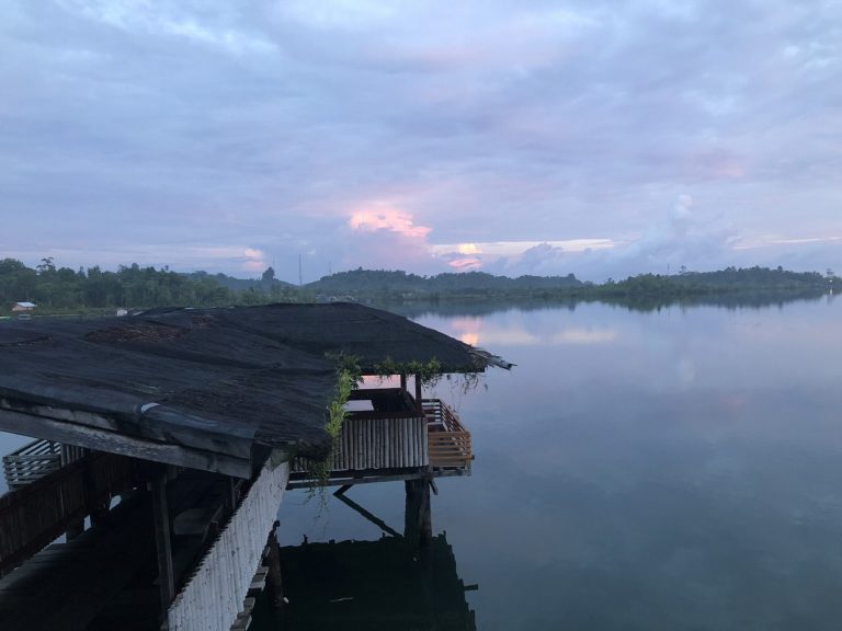 津波伝承「スモン」に救われたシメウル島民