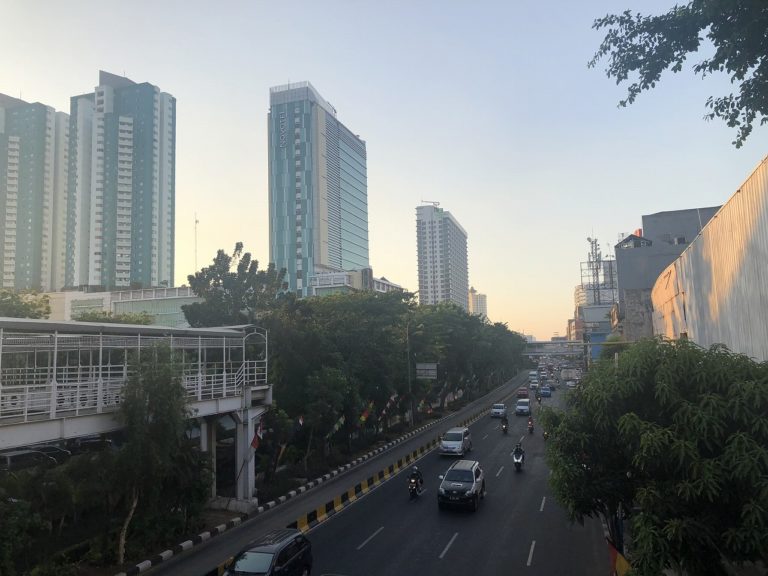 【中小企業のインドネシア海外進出】　国内での事前調査は、適切な進出国を決定するのに重要です！