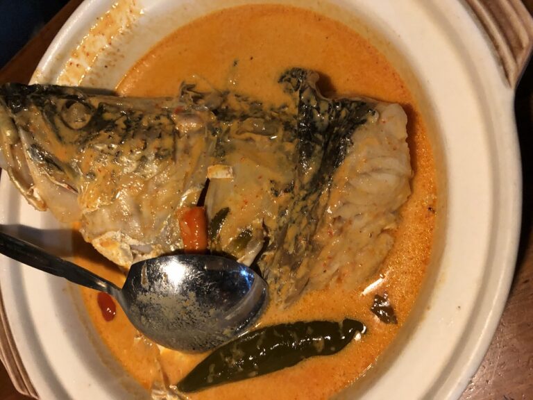 【インドネシア】現地ではカレーとは言わない！本当のジャワカレー