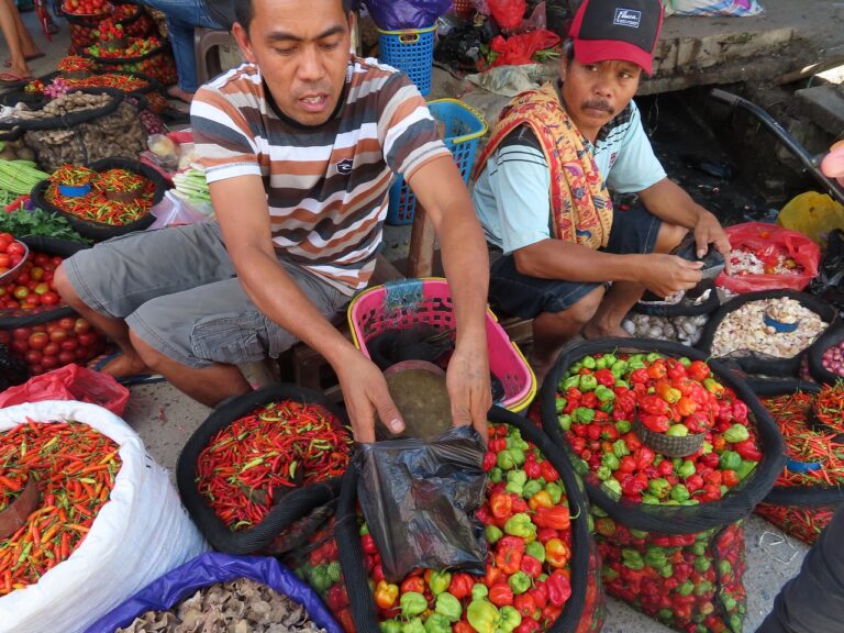 なんでも揃うインドネシアの台所「パサール」！