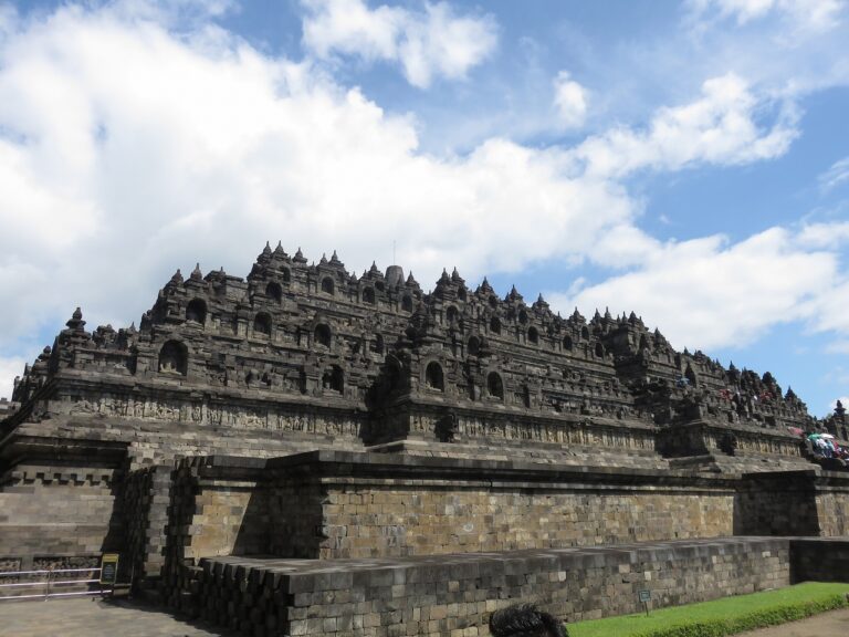 【インドネシア】スーパームーンのワイサック！