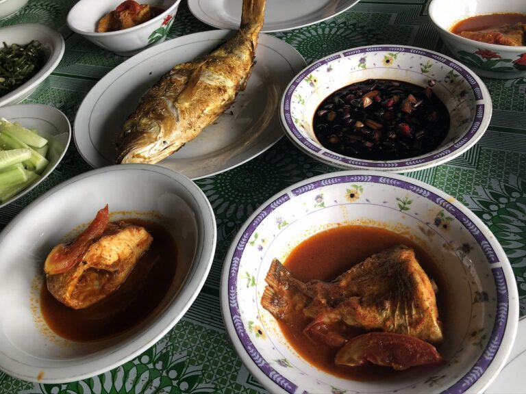 【インドネシア】触感の力！手で味わう手食文化の魅力！