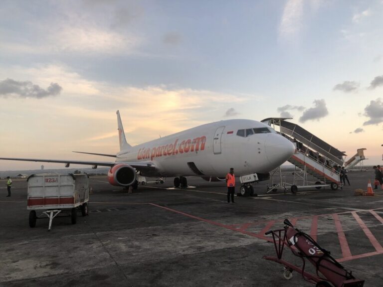 【インドネシア】国内線飛行機搭乗の際のワクチン接種とPCR検査が必須に
