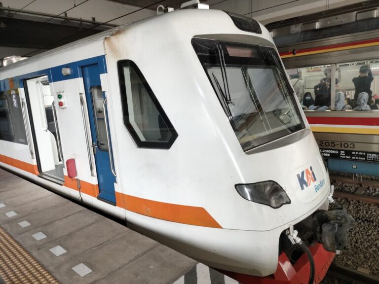 【インドネシア渡航】空港鉄道でジャカルタ市内移動はメリットあるのか？