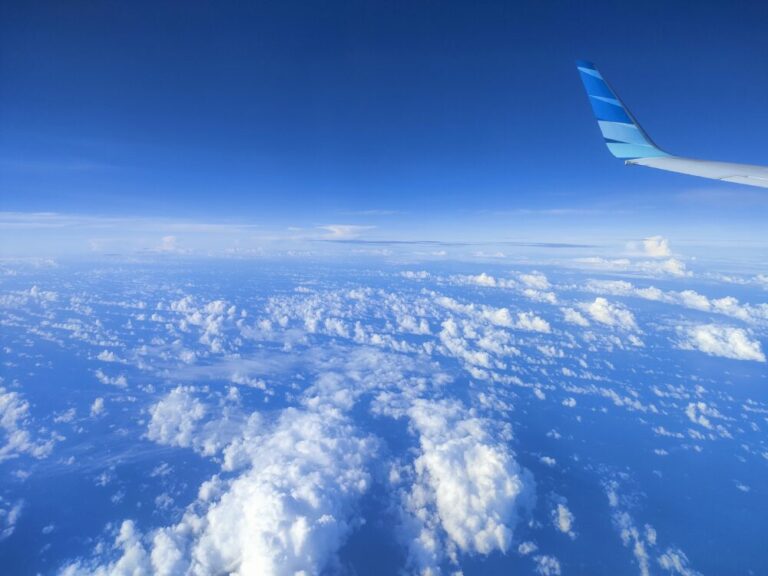 【インドネシア】国内旅行要件変更！移動にワクチンブースター接種が必要です！