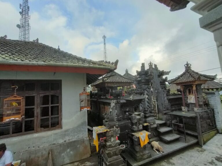 【インドネシアバリ島】キンタマーニ高原バリ・ヒンドゥの伝統的住宅訪問！伝統的な住宅の特徴とバリ人の信仰心に触れる！