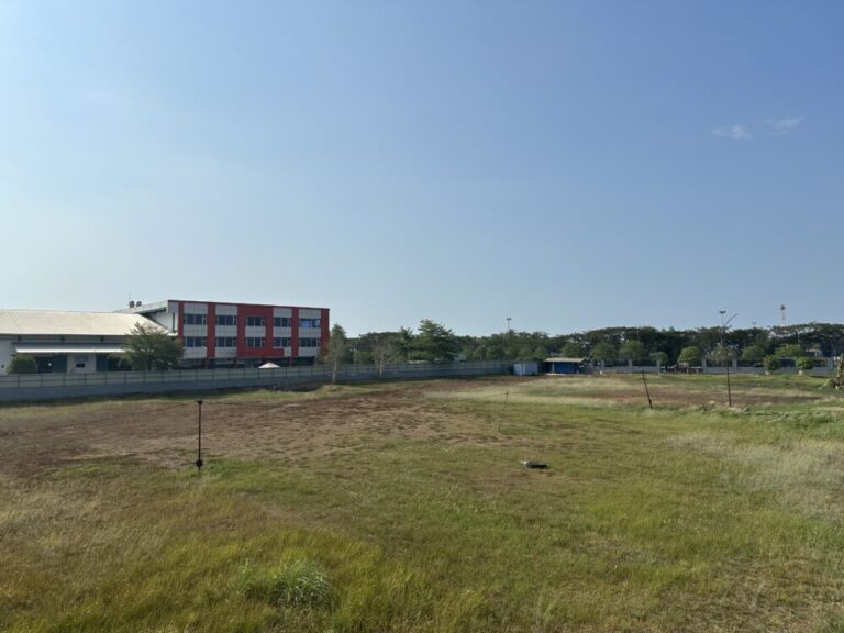 乾季が続くマカッサルの日常