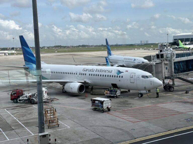 ジャカルタからマカッサルへ！ガルーダインドネシア航空の快適な空の旅