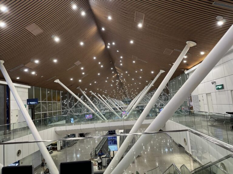 クアラルンプール国際空港での経験！エアロテルホテルから帰国フライトへ