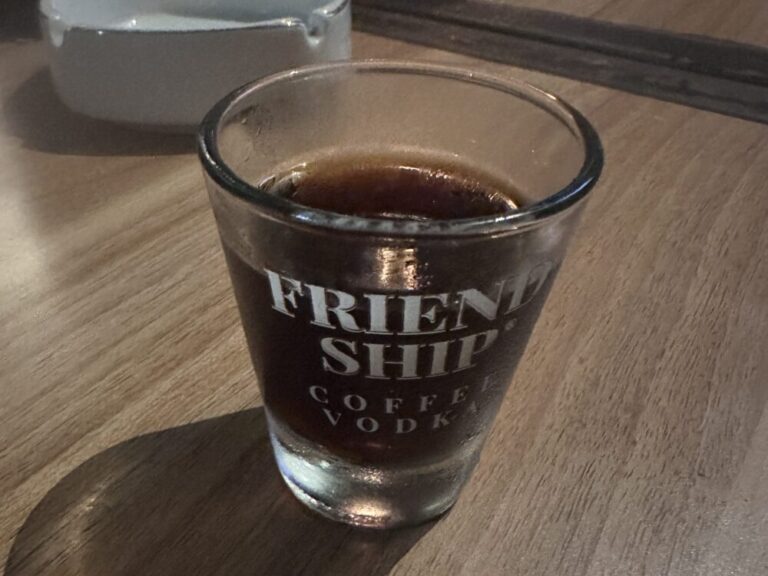 インドネシアならではのコーヒー味のお酒！Friendship Coffee Vodkaの魅力