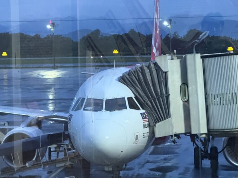 桜の季節へ！ マカッサル空港からクアラルンプール経由で日本へ一時帰国