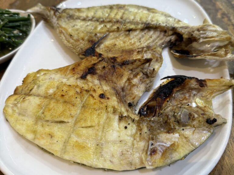 ケンダリの海の恵みを堪能！RM Samudraで味わう極上シーフード