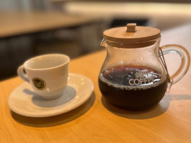 【香り高き一杯の奇跡】トアルコ・コーヒーショップで味わう極上のトラジャ「プルプル」