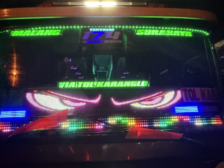 ローカル感たっぷり！スラバヤからマランへ、バスで楽しむ夜のジャワ島移動