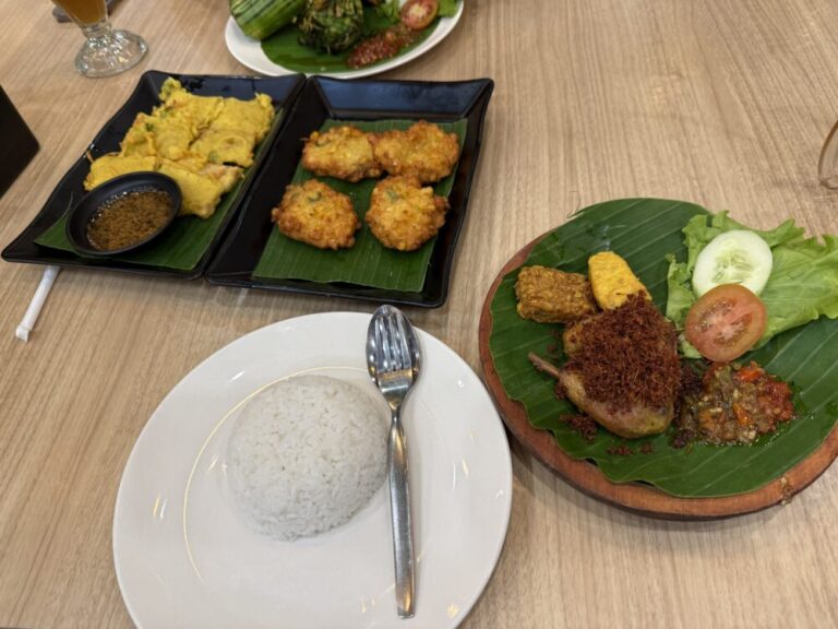 【マカッサルグルメ】Cabe Merahで味わう本格インドネシア料理