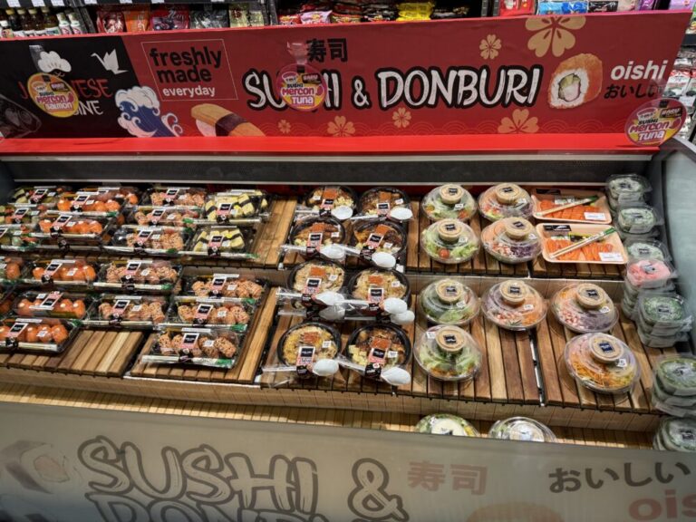 【マカッサル暮らしの進化】ついにここまで来た！スーパーマーケットで寿司と生野菜が手軽に買える日常