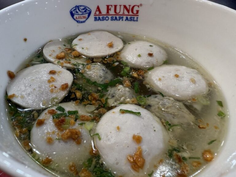 にんにく香る A FUNG のバクソと、搾りたて“甘さ控えめ”エス・ジェルック