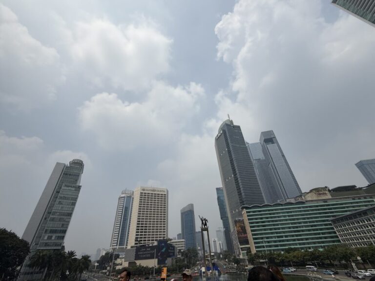 ジャカルタ最終日、ブンダランHIへ！バス旅と展望台からの眺め