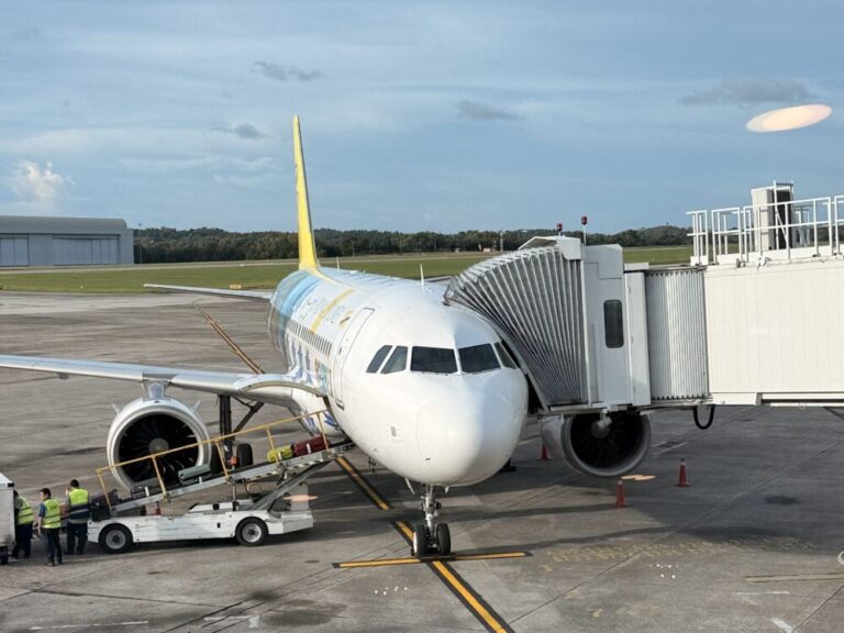 週末ブルネイ旅！ロイヤルブルネイ航空BI736便で静寂の王国へ向かう空の時間